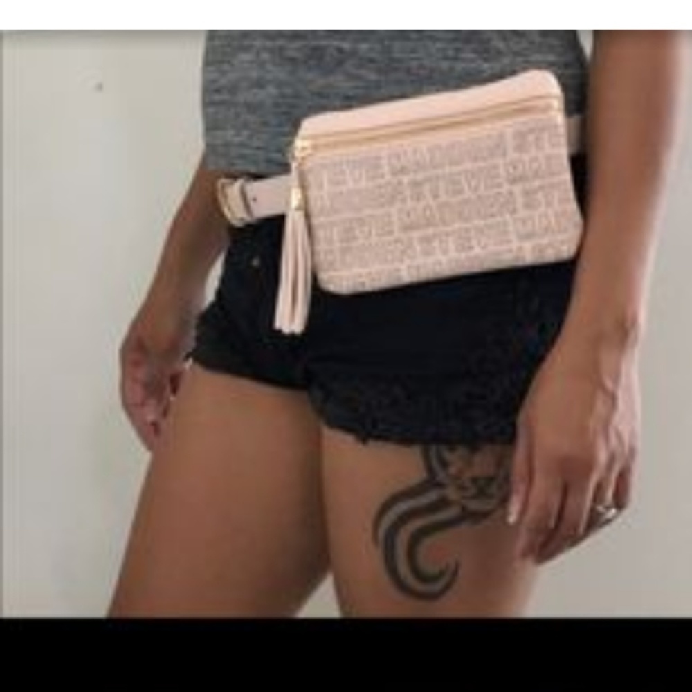 DUSTY PINK BELT BAG STEVE MADDEN